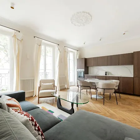 Luxury 3 Bedrooms - 3 Bathrooms - Ac - Montmartre - Opéra * Parigi